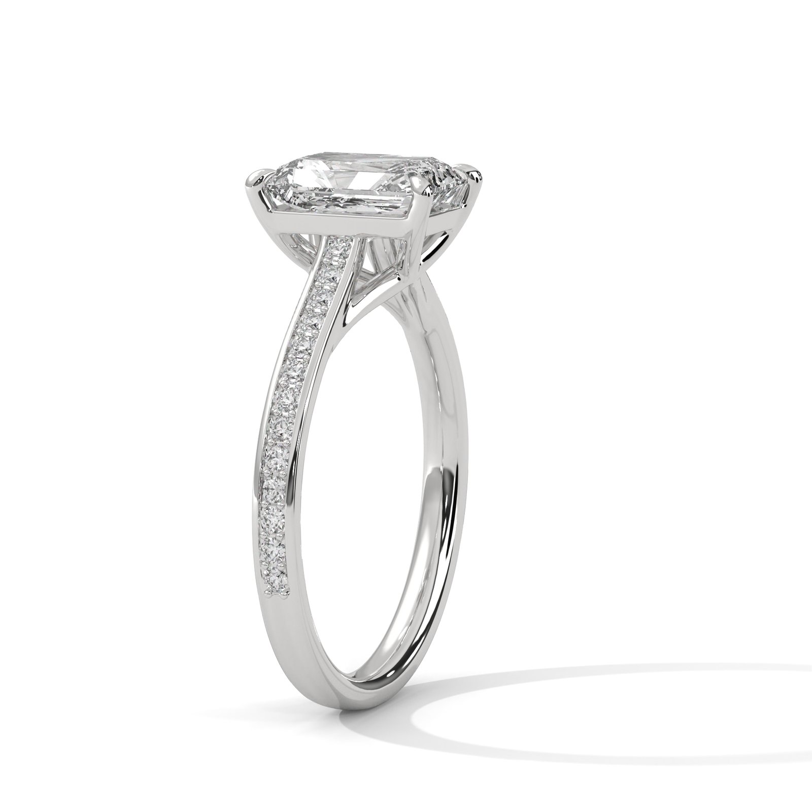 Buy Lab Grown CVD Diamond Gold Ring Online | Reeva Rare Online Store Shop Lab Grown CVD Diamond Gold Ring Online for Engagement and Birthday
