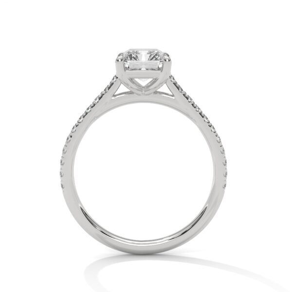 CVD Diamond Gold Ring featuring refined style and lasting brilliance