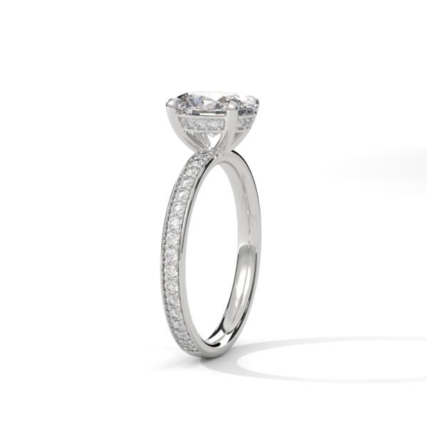 Classic Lab Grown CVD Diamond Gold Ring with Timeless Craftsmanship