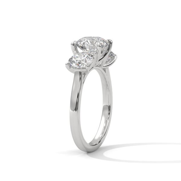Shop Elegant Lab Grown CVD Diamond Gold Ring for Everyday Wear