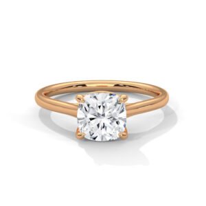 Natural Diamond Gold Ring with classic design and brilliant shine