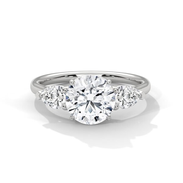 Lab Grown Diamond Gold Ring featuring modern elegance and premium craftsmanship